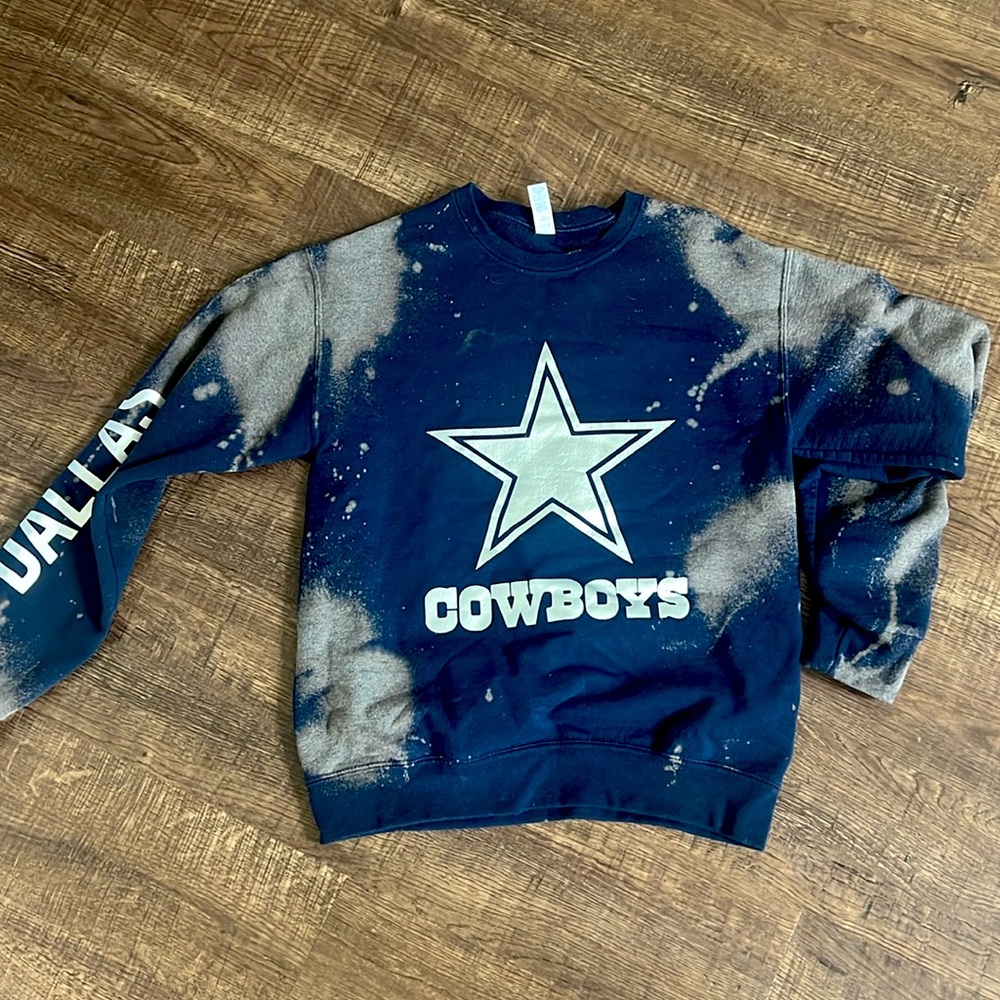 Navy bleached cowboys sweater